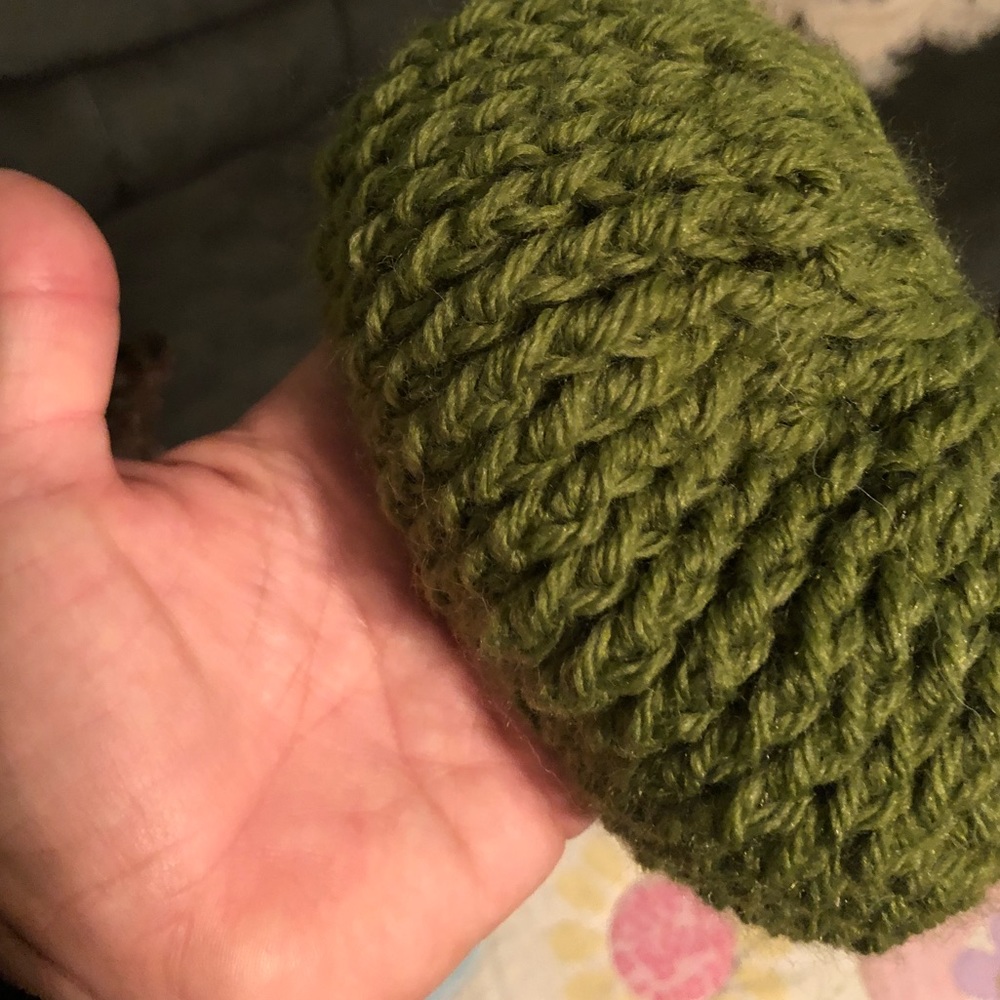 Knitted hat - Picture 4 of 4